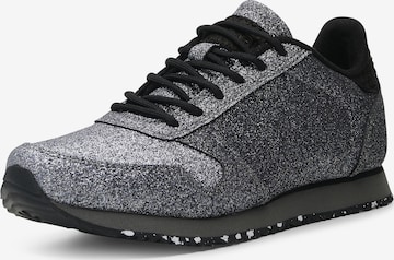 WODEN Sneakers 'Ydun Glitter' in Grey: front