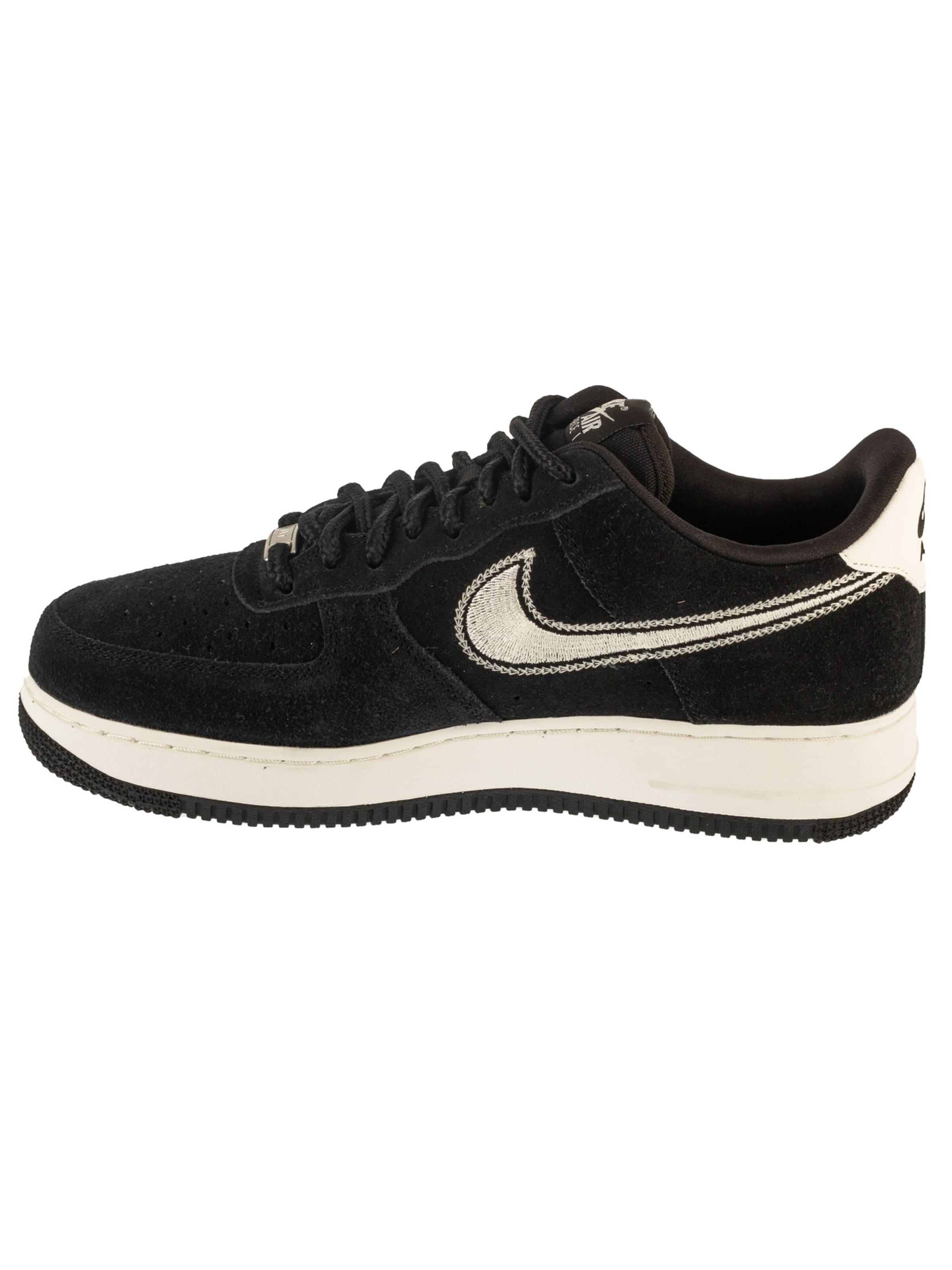 NIKE Platform trainers 'Nike Air Force 1 '07 Lv8' in Black