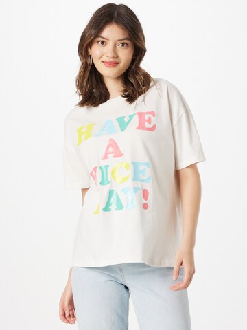 T-shirt 'FOREVER' VERO MODA en blanc : devant