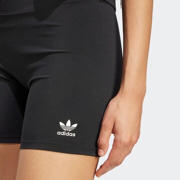 ADIDAS ORIGINALS Скинни Леггинсы в Черный