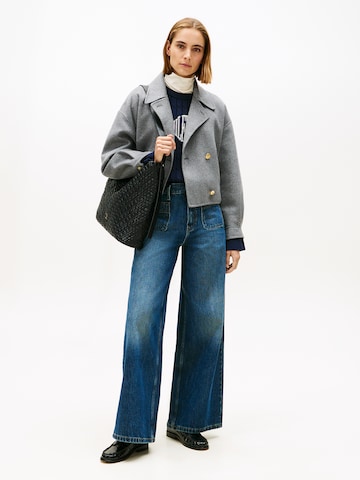 TOMMY HILFIGER Преходно яке в сиво