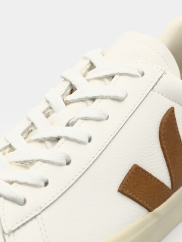 Veja Nízke tenisky 'Campo' - Biela