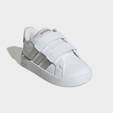ADIDAS SPORTSWEAR Sneakers in White