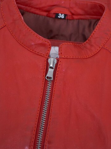 7ELEVEN - Chaqueta de entretiempo 'Mia' en rojo