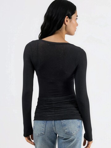 T-shirt Busem en noir