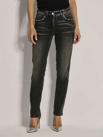 Coupe slim Jean MADELEINE en noir : devant