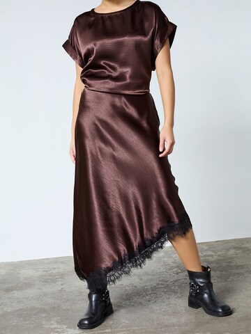 SISTERS POINT Nederdel 'GEWO' i brun: forside