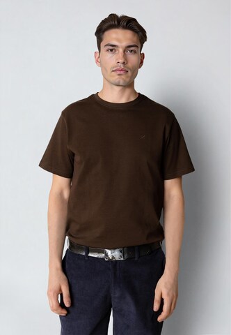 Clean Cut Copenhagen T-Shirt 'Stable' in Braun: Vorderseite