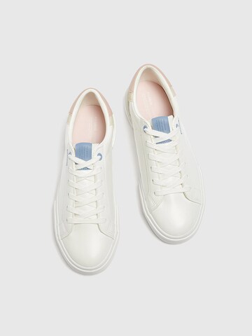 Pull&Bear Låg sneaker i vit