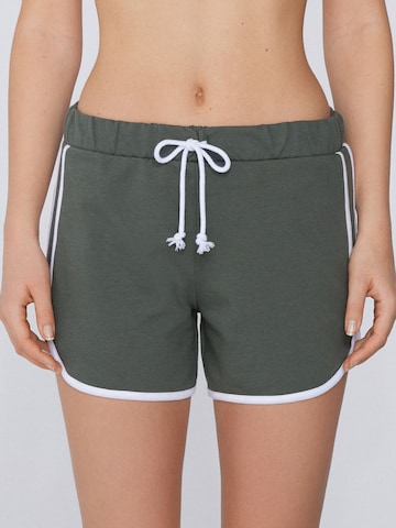 Tezenis Regular Pants in Green