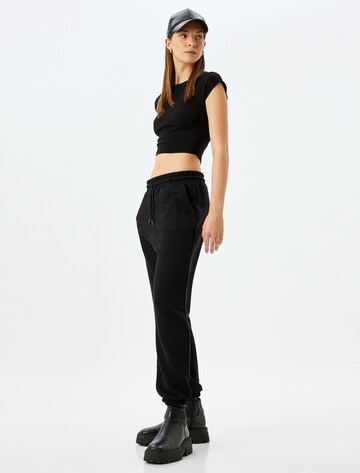 Koton Tapered Pants in Black