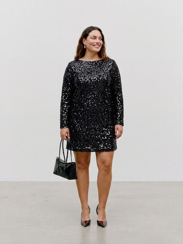 Vero Moda Curve Dress 'BELLE' in Black