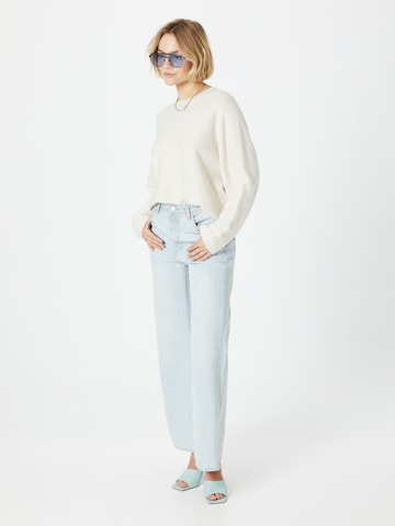 Pull-over 'Meami' DRYKORN en blanc