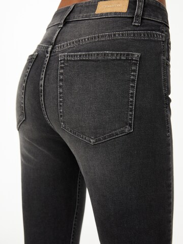 Skinny Jeans di Pull&Bear in grigio