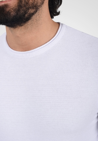 Pullover di Casual Friday in bianco