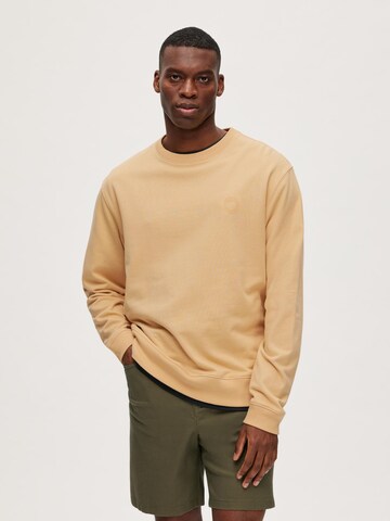 SELECTED HOMME Sweatshirt 'Soon' in Yellow: front