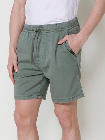 KOROSHI Regular Jeans i grön: framsida