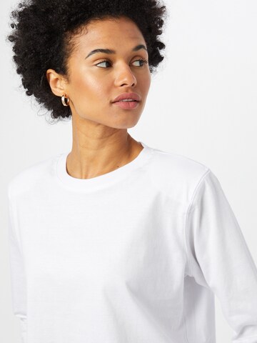 T-shirt Cotton On en blanc