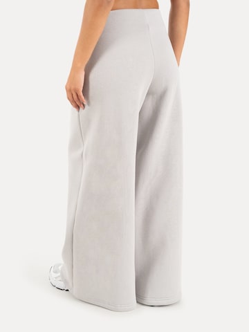 Loosefit Pantalon ' Sylva ' Smilodox en gris
