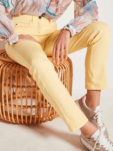 Goldner Slim fit Jeans 'Louisa' in Yellow