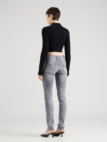 Coupe slim Jean 'Alexa' FREEMAN T. PORTER en gris