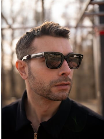 VEYREY Sunglasses in Black