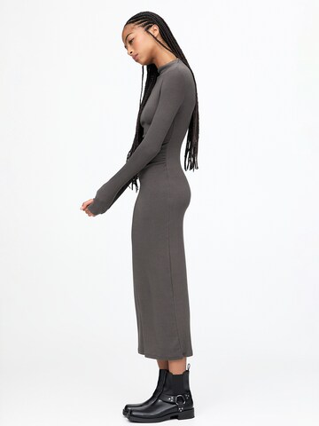 Pull&Bear Jurk in Grijs