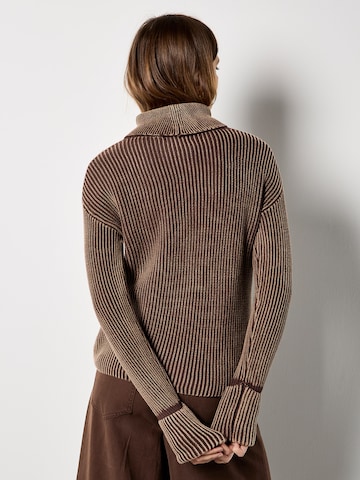 Pull-over Apricot en marron