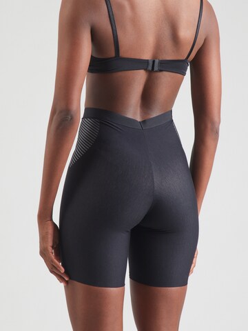 SPANX Корректирующие шорты в Черный