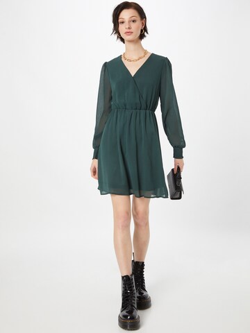 Robe 'Luzia ' ABOUT YOU en vert