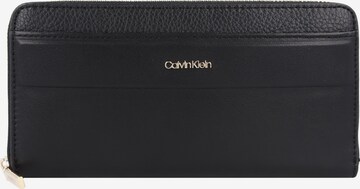 Calvin Klein Wallet 'Daily Dressed' in Black