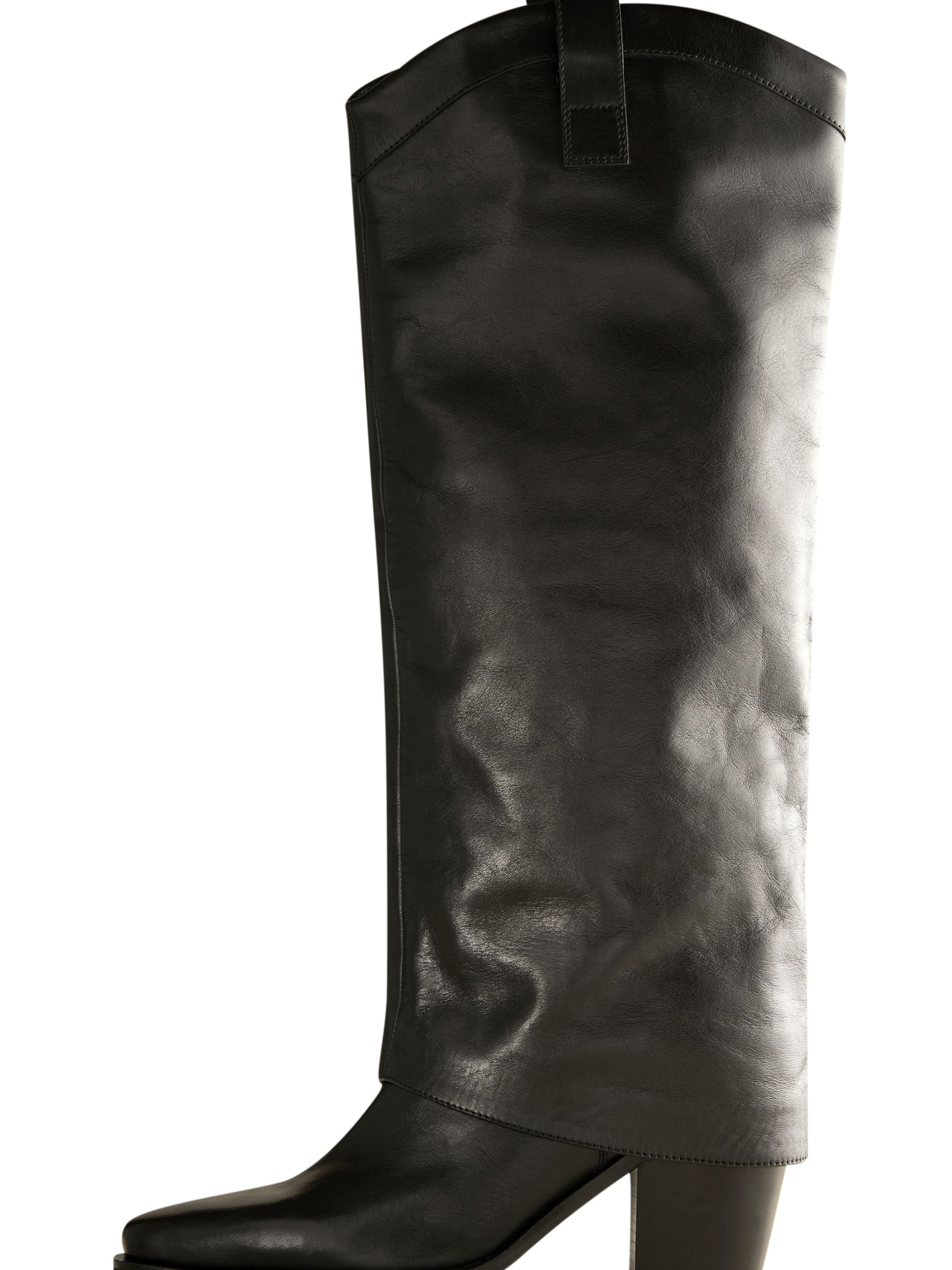 melns Next Kovbojzābaki: no priekšpuses