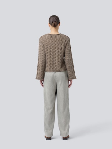 Pull-over 'Kurtis' modström en marron