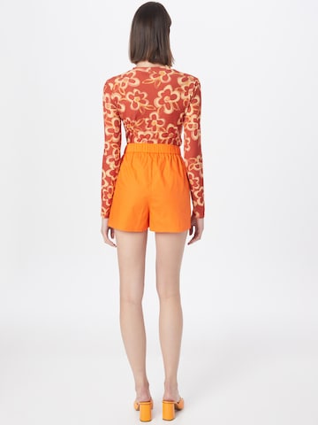 NA-KD Regular Shorts 'Elin' in Orange