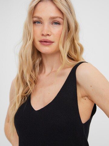 VERO MODA Knitted Top in Black