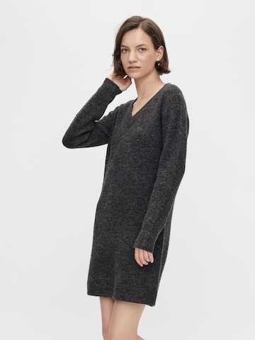 PIECES Knitted dress 'Ellen' in Grey: front