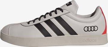 Chaussure de sport 'Audi F1 Team VL Court' ADIDAS PERFORMANCE en blanc : devant