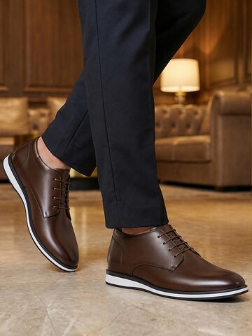 ALLTHEMEN Lace-Up Shoes 'Schutz' in Brown