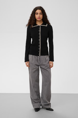 SOAKED IN LUXURY - Casaco de malha 'Lysandra' em preto