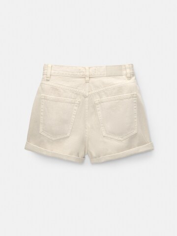 Pull&Bear Regular Shorts in Beige