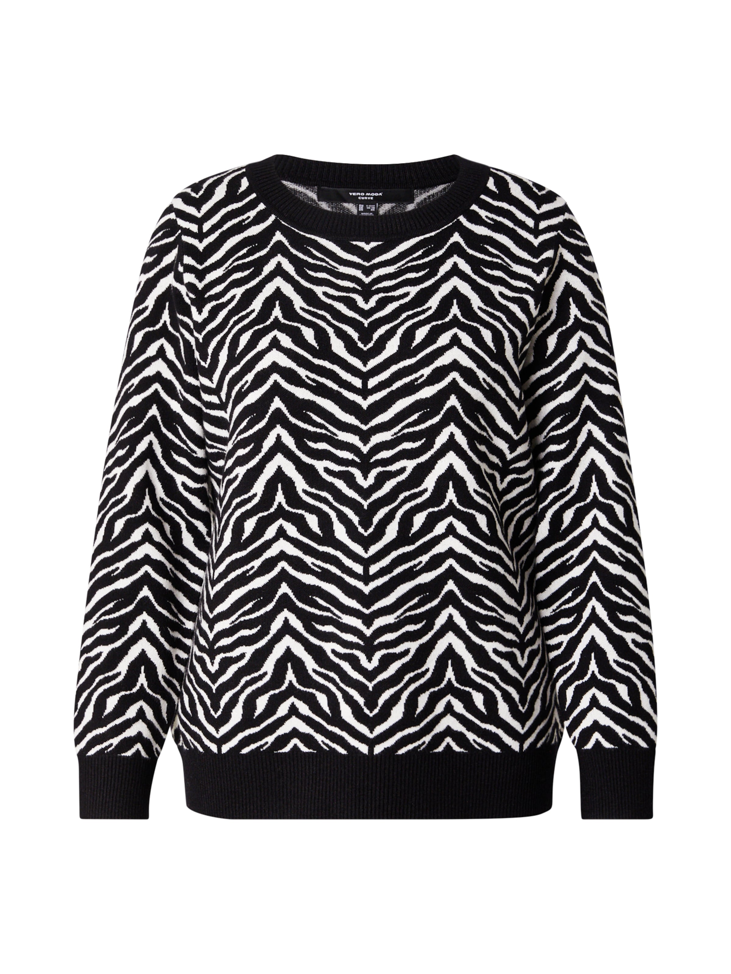 Vero Moda Curve Sweater 'VMCARIA' in Black: front