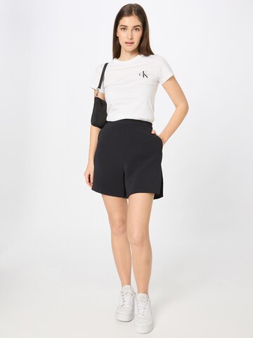 Calvin Klein Jeans Μπλουζάκι σε ροζ