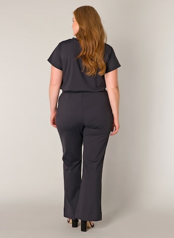 BASE LEVEL CURVY Flared Pants in Black