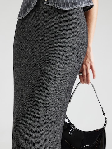 Monki Skirt in Black