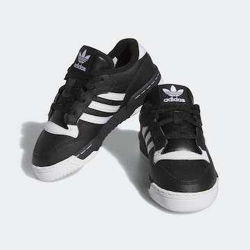 ADIDAS ORIGINALS Кроссовки 'Rivalry Low' в Черный