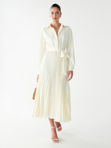 WillaHaljina 'Mckendi' - bež boja