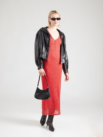 Bardot Kleid 'ZENIA' in Rot