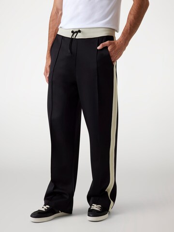 GUESS Loosefit Hose 'Scuba' in Schwarz: Vorderseite