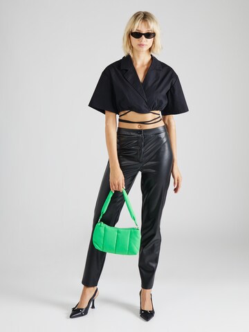 Regular Pantalon 'MISULA' PIECES en noir