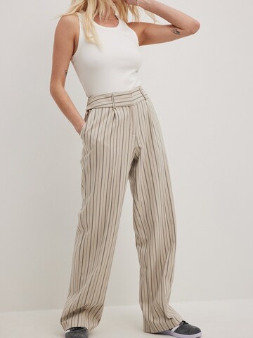 NA-KD Wide Leg Hose in Beige: Vorderseite
